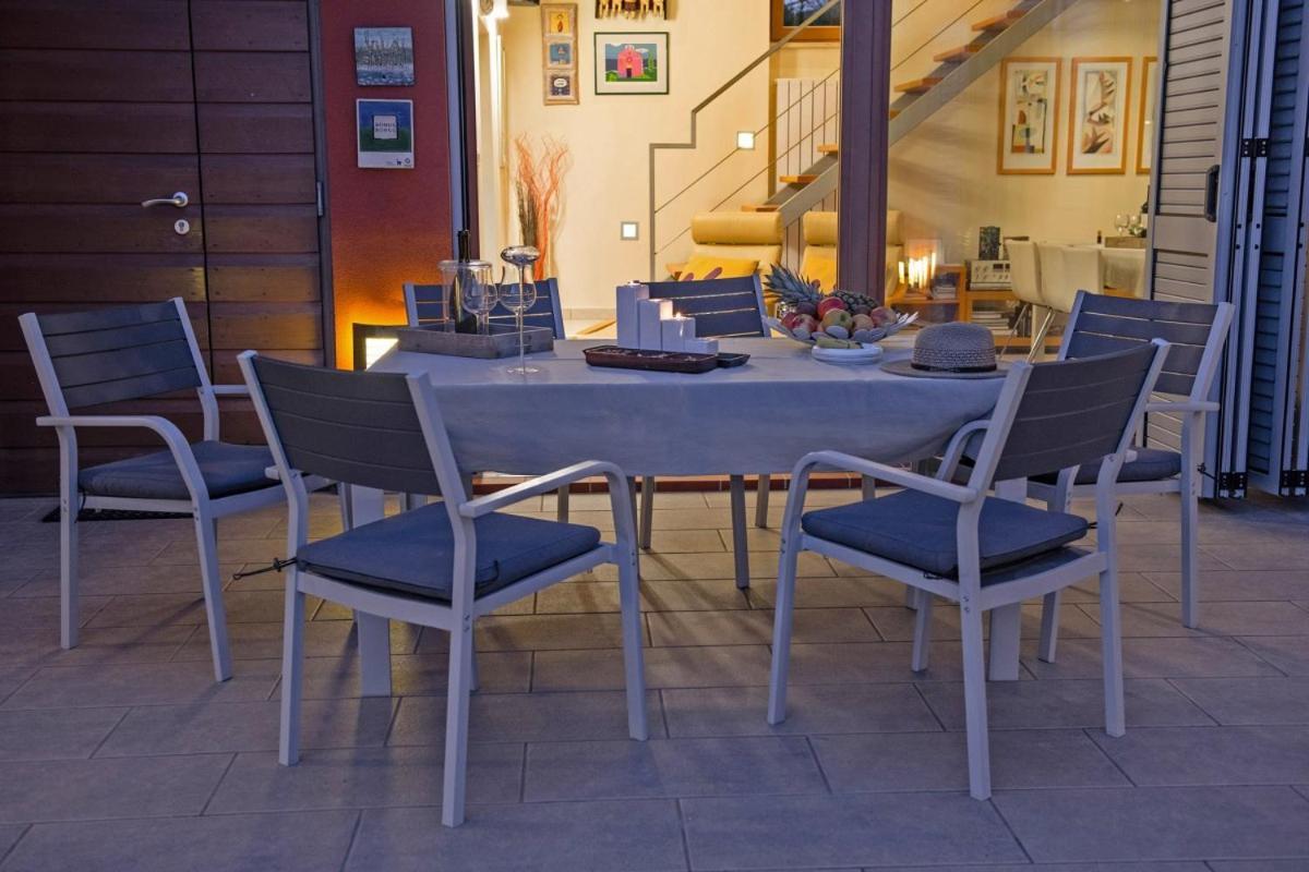 Villa Emili In Medulin - Haus Fuer 4-5 Personen Exterior photo